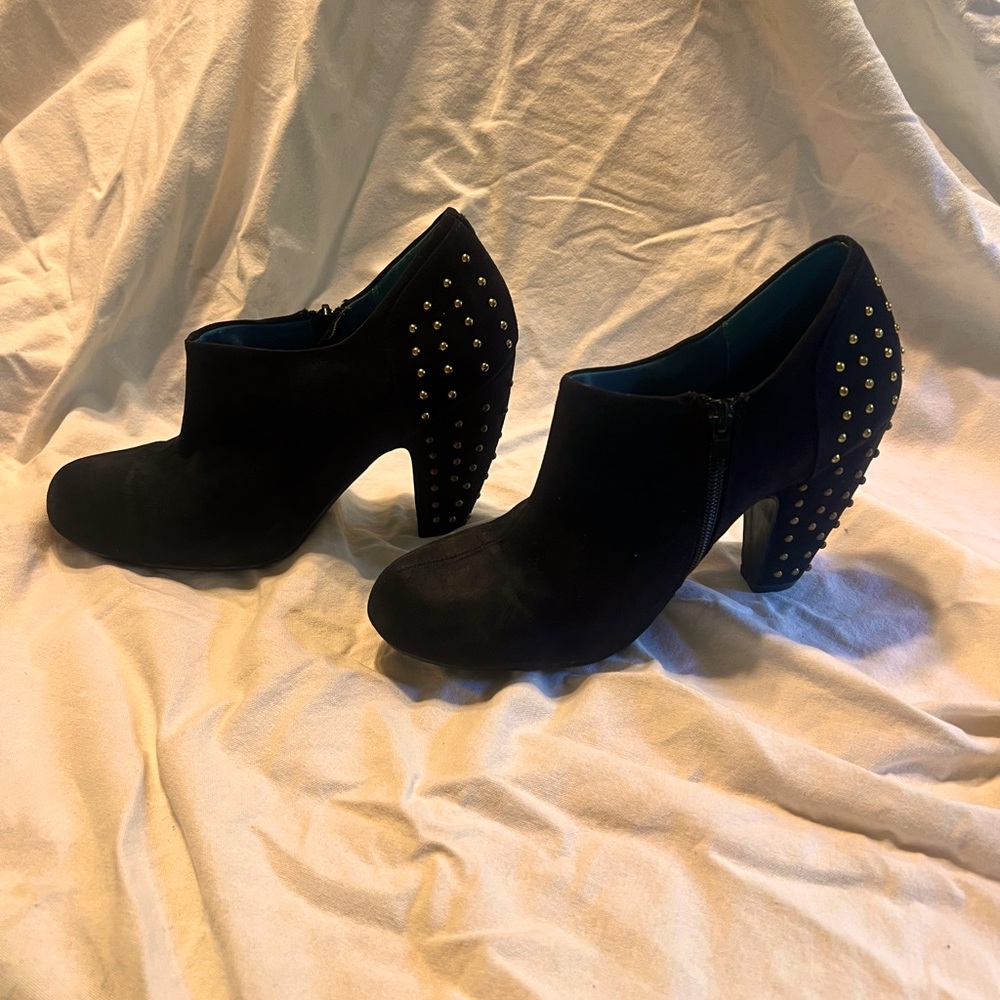 London Rebel Studded Heel Bootie Size 9.5